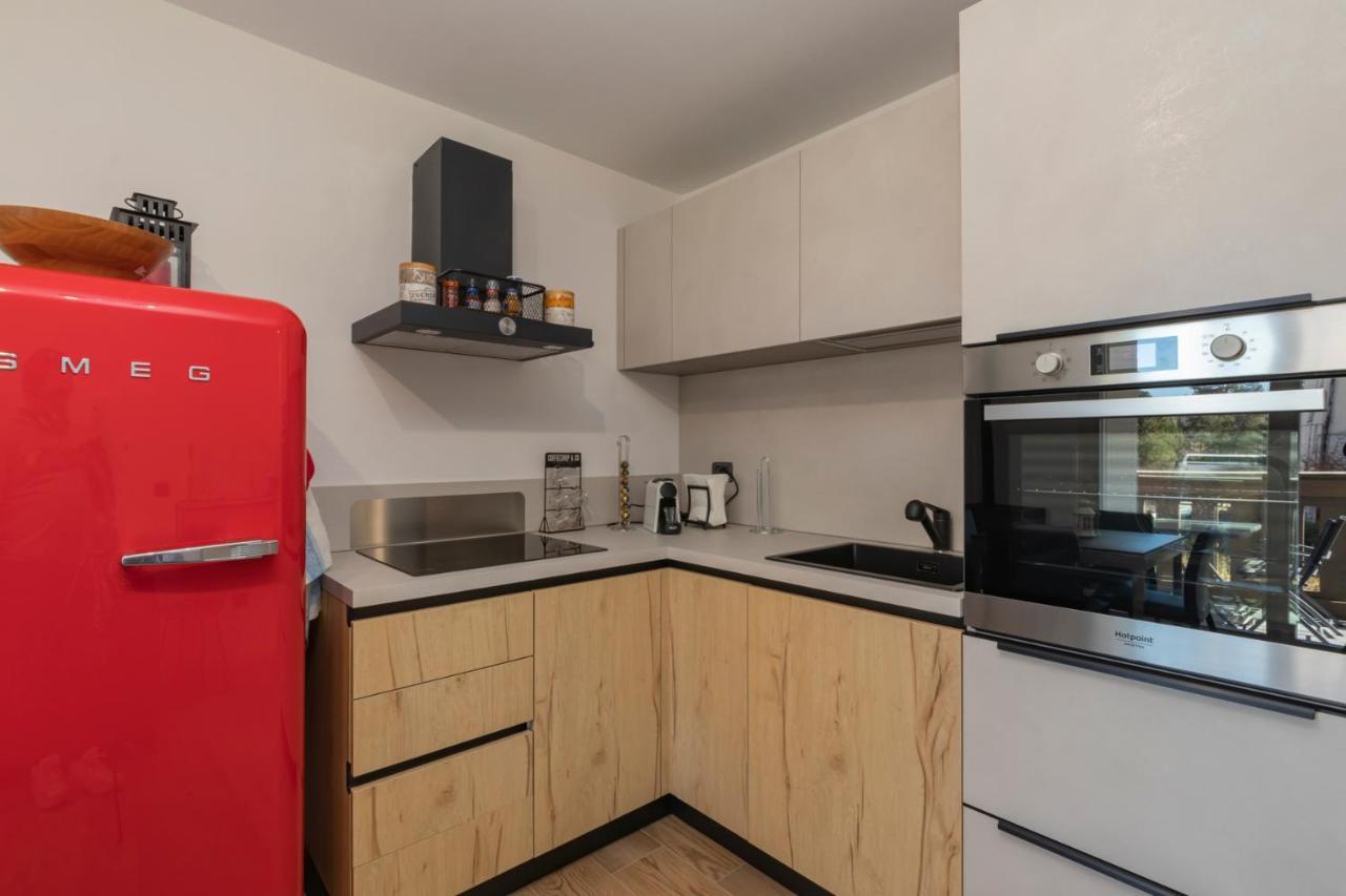 Cristallo Apartment - Ristrutturato Nuovo Centro อาปริกา ภายนอก รูปภาพ