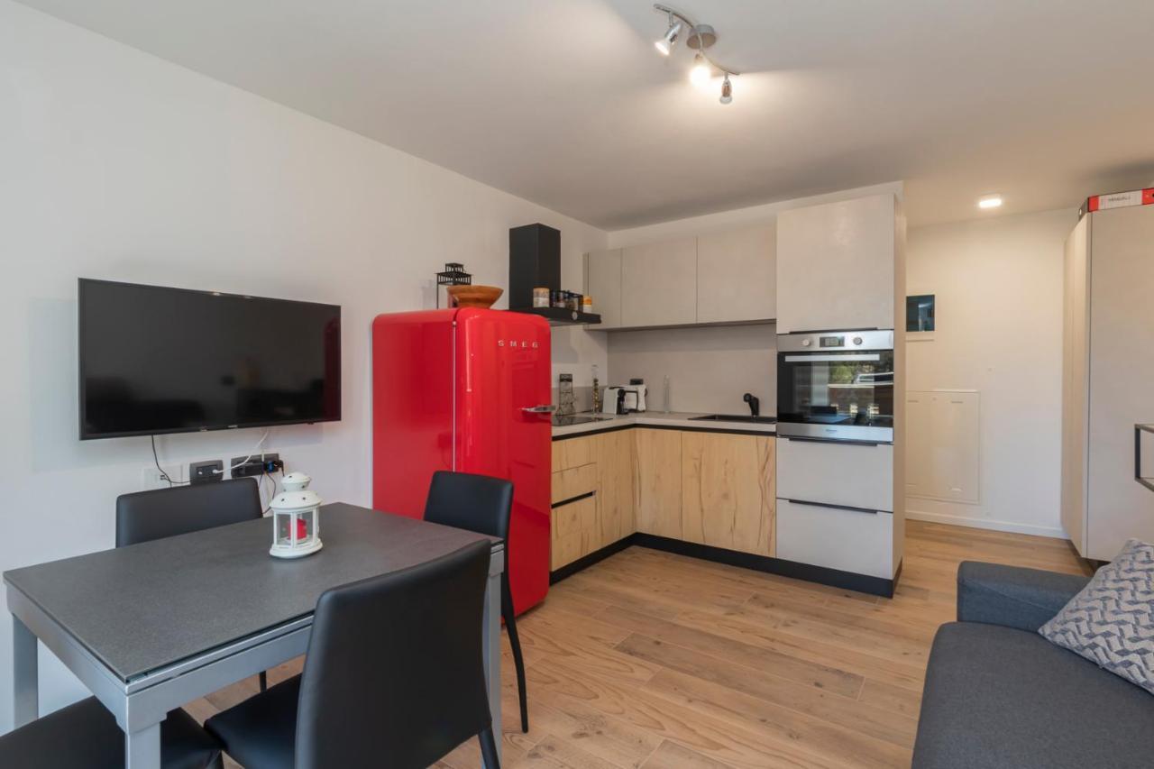 Cristallo Apartment - Ristrutturato Nuovo Centro อาปริกา ภายนอก รูปภาพ